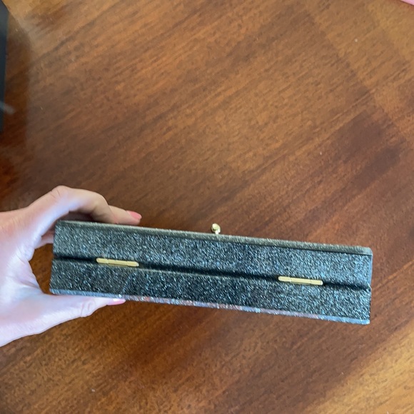 Isabella Hearst clutch acrylic with love on front 8x4x2 - Picture 5 of 9